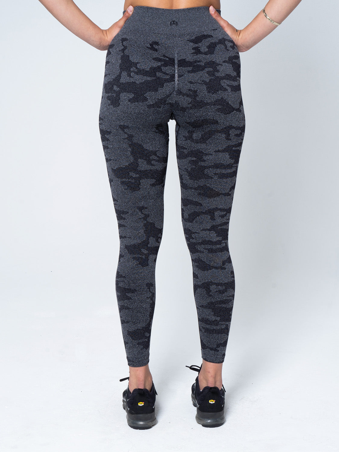 Rawgear Women Seamless Camo Booty Leggings - RG2002